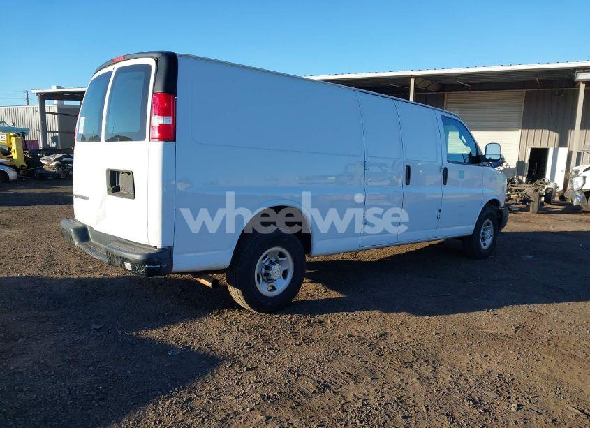 Photo 4 of 2019 Chevrolet Express 2500 WORK VAN (VIN 1GCWGBFP3K1175622)