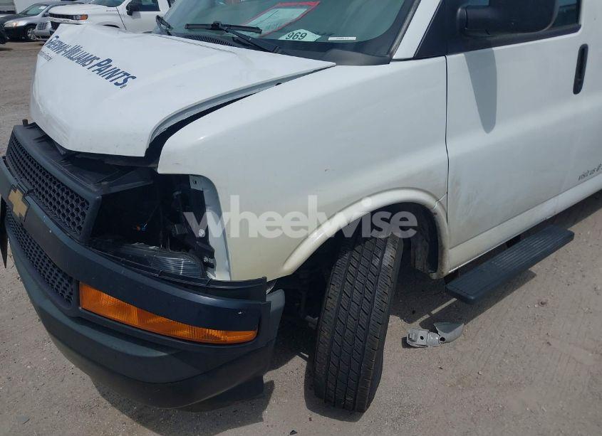 Photo 18 of 2022 Chevrolet Express CARGO RWD 2500 EXTENDED WHEELBASE WT (VIN 1GCWGBFP4N1218398)