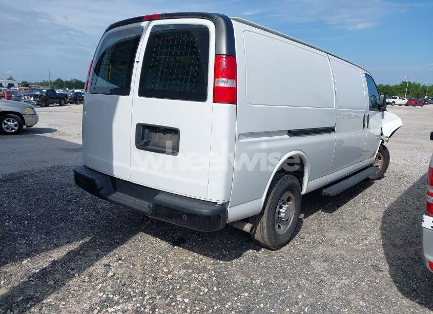 Photo 4 of 2022 Chevrolet Express CARGO RWD 2500 EXTENDED WHEELBASE WT (VIN 1GCWGBFP4N1218398)