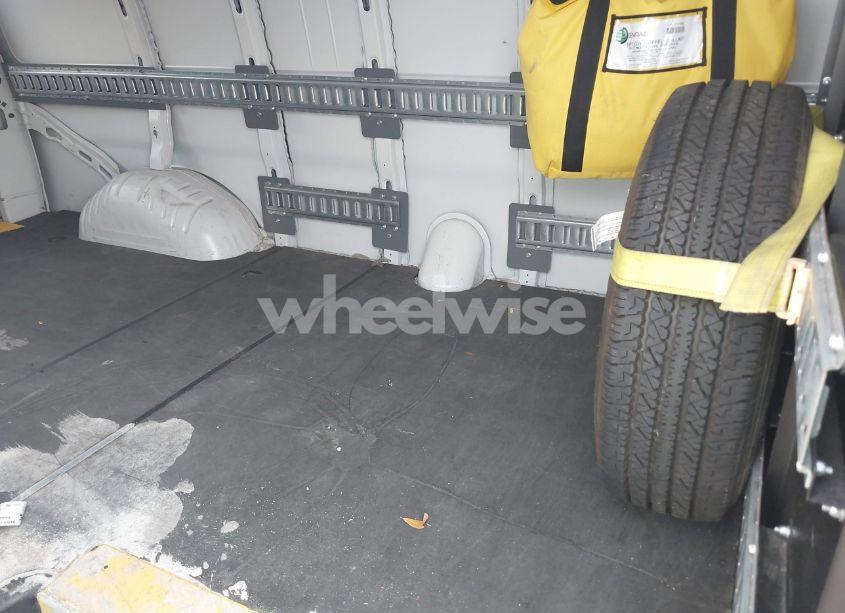 Photo 8 of 2022 Chevrolet Express CARGO RWD 2500 EXTENDED WHEELBASE WT (VIN 1GCWGBFP4N1218398)