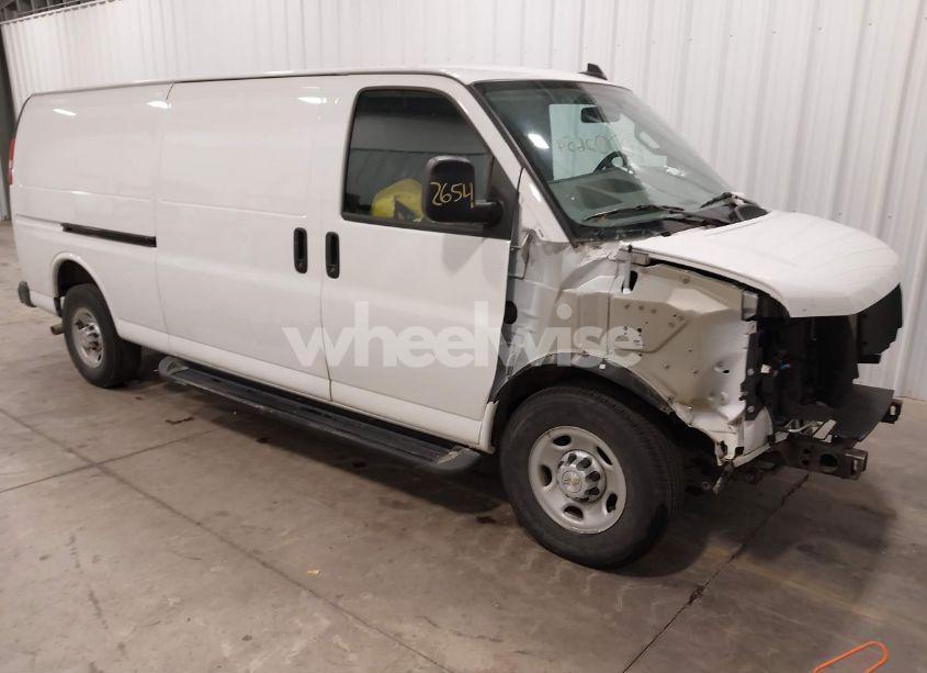 2023 Chevrolet Express CARGO RWD 2500 EXTENDED WHEELBASE WT (VIN 1GCWGBFP6P1242592) main photo