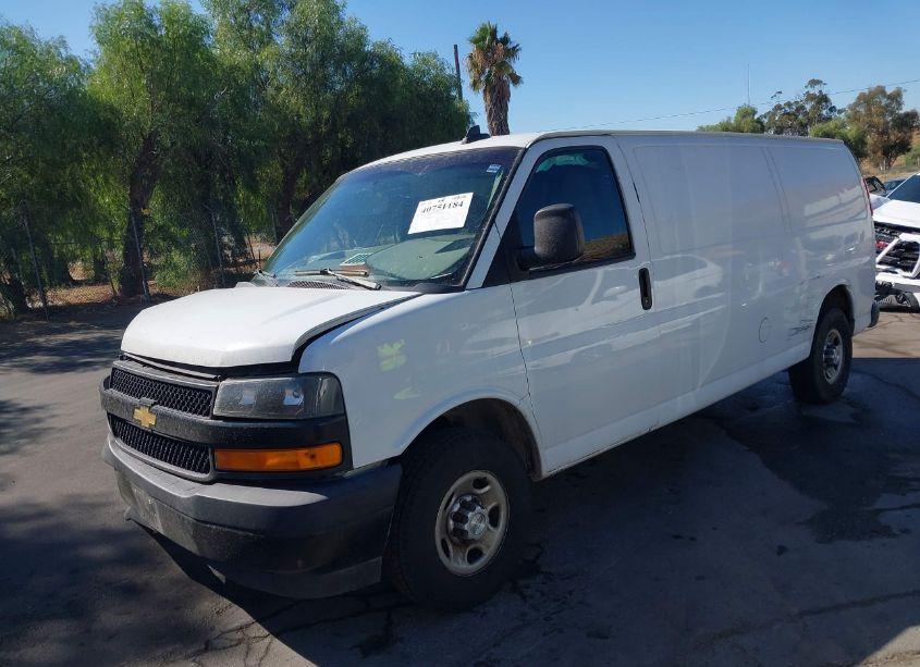 Photo 2 of 2019 Chevrolet Express 2500 WORK VAN (VIN 1GCWGBFP7K1175123)