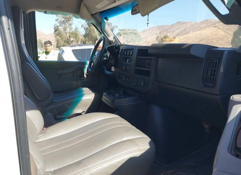 Photo 5 of 2019 Chevrolet Express 2500 WORK VAN (VIN 1GCWGBFP7K1175123)