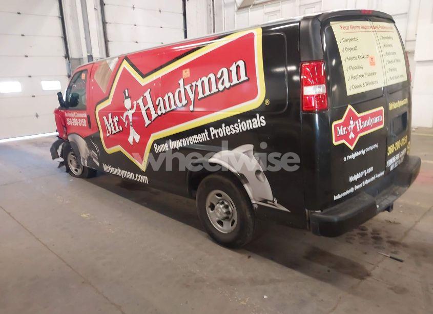 Photo 3 of 2018 Chevrolet Express 2500 WORK VAN (VIN 1GCWGBFP8J1250684)