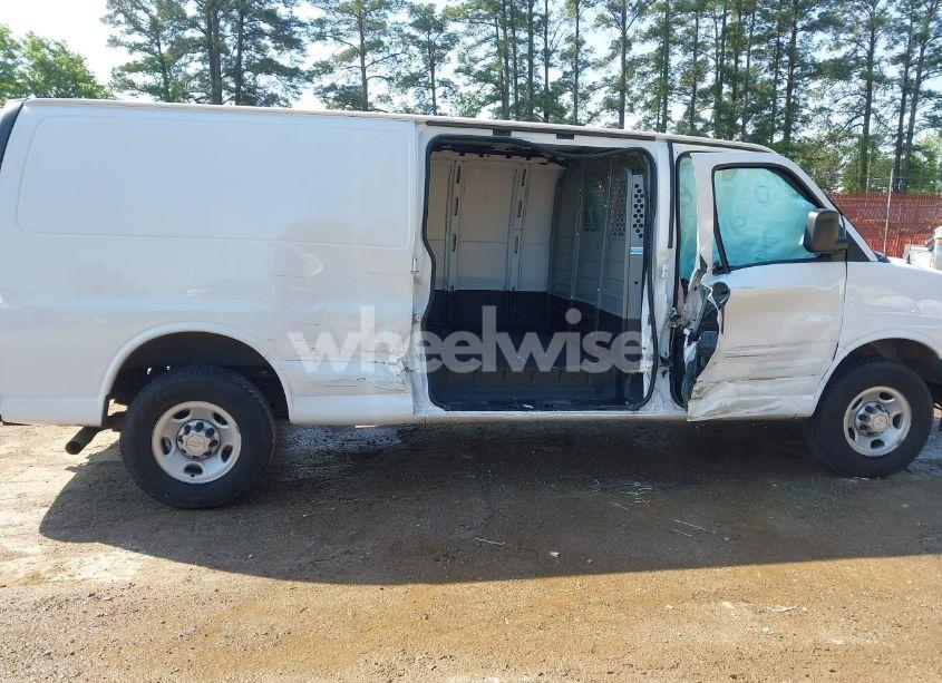 Photo 14 of 2019 Chevrolet Express 2500 WORK VAN (VIN 1GCWGBFP8K1144902)