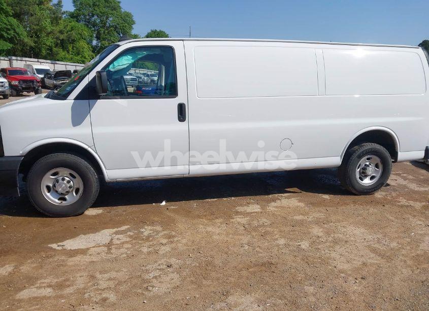 Photo 15 of 2019 Chevrolet Express 2500 WORK VAN (VIN 1GCWGBFP8K1144902)