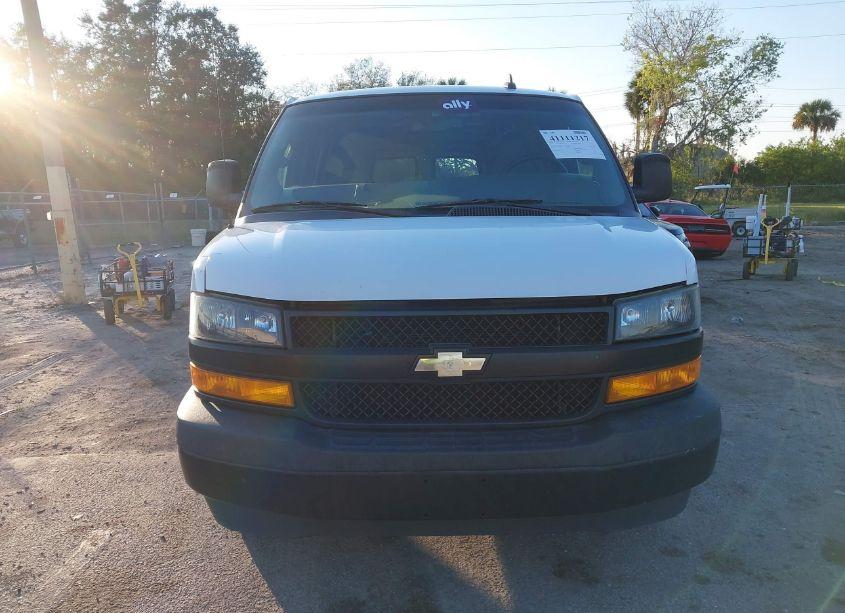 Photo 12 of 2018 Chevrolet Express 2500 WORK VAN (VIN 1GCWGBFP9J1254050)