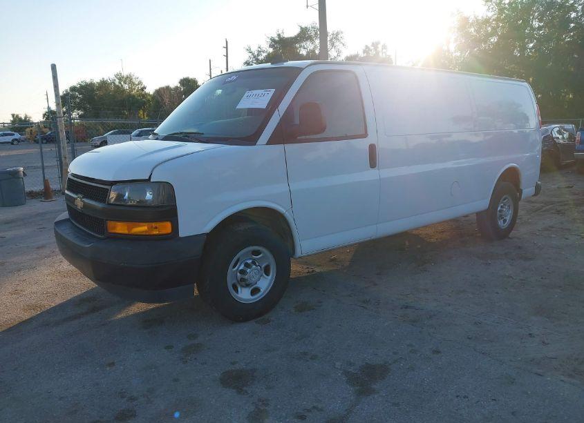 Photo 2 of 2018 Chevrolet Express 2500 WORK VAN (VIN 1GCWGBFP9J1254050)