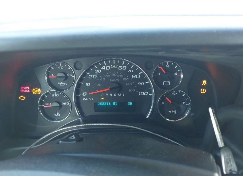 Photo 7 of 2018 Chevrolet Express 2500 WORK VAN (VIN 1GCWGBFP9J1254050)