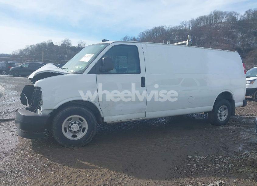 Photo 15 of 2018 Chevrolet Express 2500 WORK VAN (VIN 1GCWGBFP9J1262486)