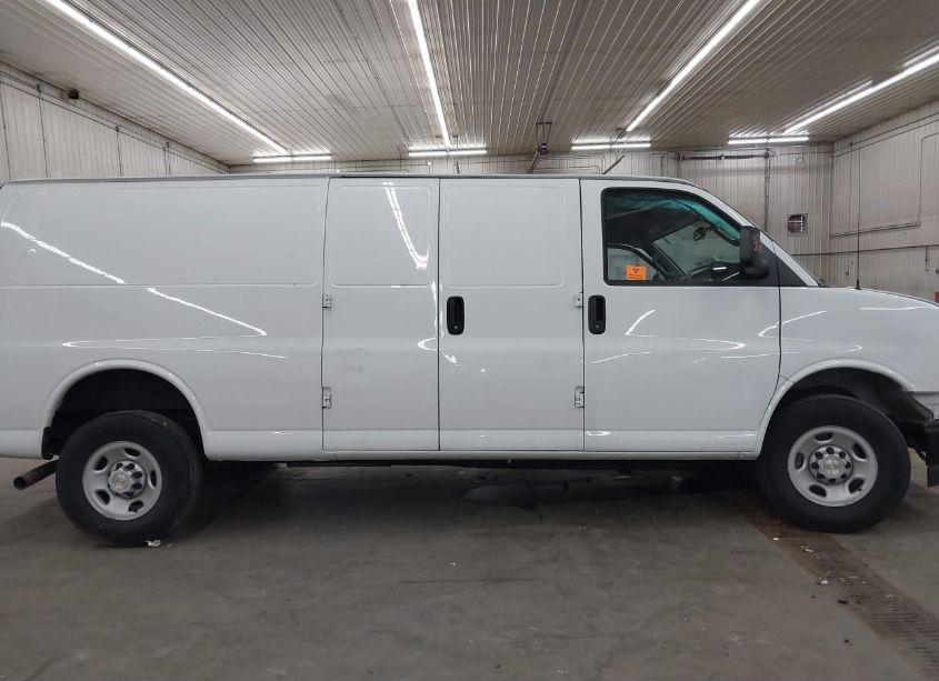 Photo 13 of 2023 Chevrolet Express CARGO RWD 2500 EXTENDED WHEELBASE WT (VIN 1GCWGBFP9P1204595)