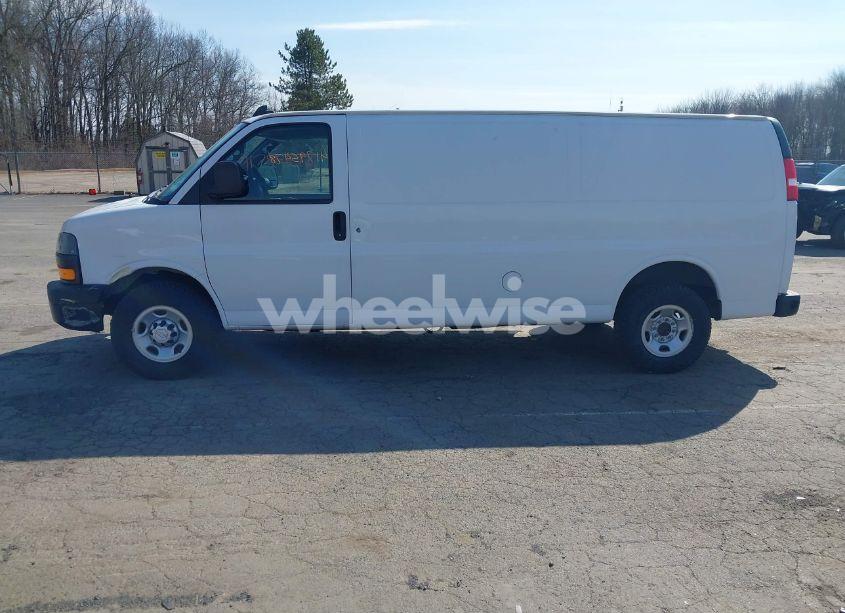 Photo 14 of 2019 Chevrolet Express 2500 WORK VAN (VIN 1GCWGBFPXK1186665)