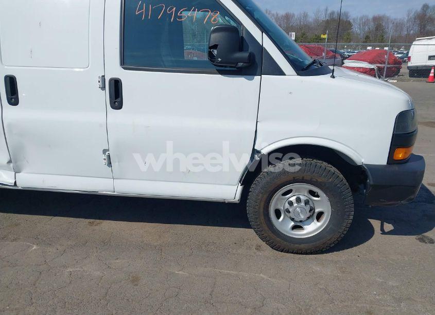 Photo 17 of 2019 Chevrolet Express 2500 WORK VAN (VIN 1GCWGBFPXK1186665)