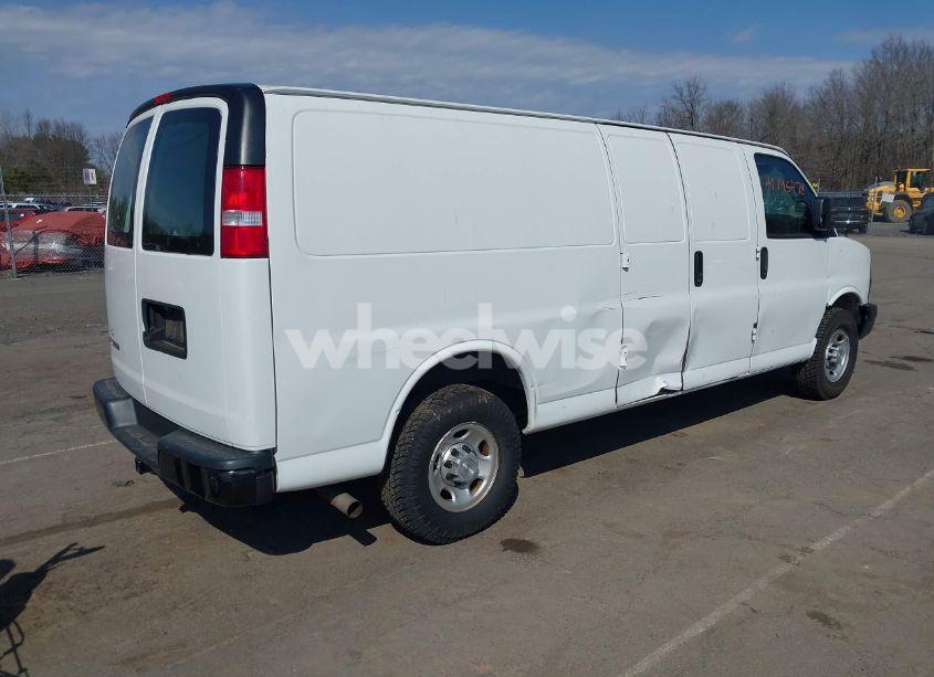 Photo 4 of 2019 Chevrolet Express 2500 WORK VAN (VIN 1GCWGBFPXK1186665)