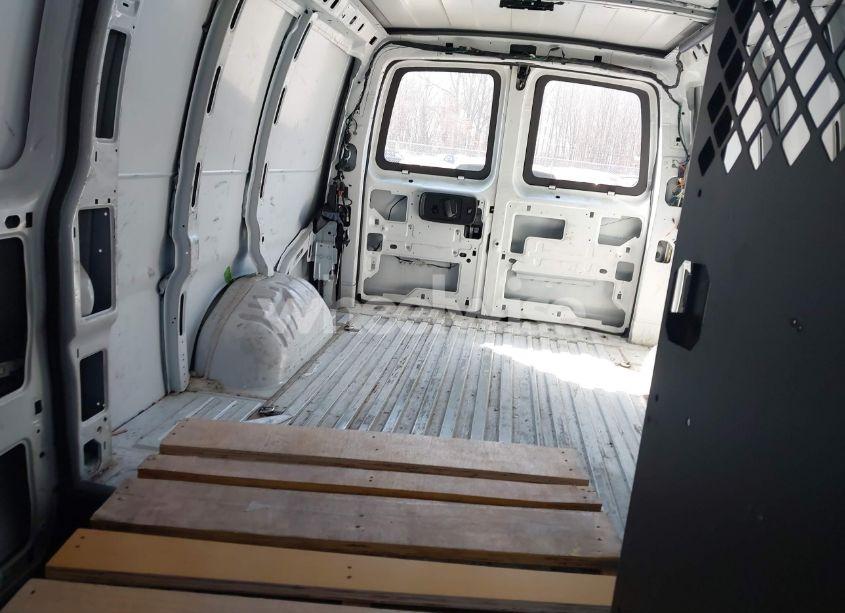 Photo 8 of 2019 Chevrolet Express 2500 WORK VAN (VIN 1GCWGBFPXK1186665)