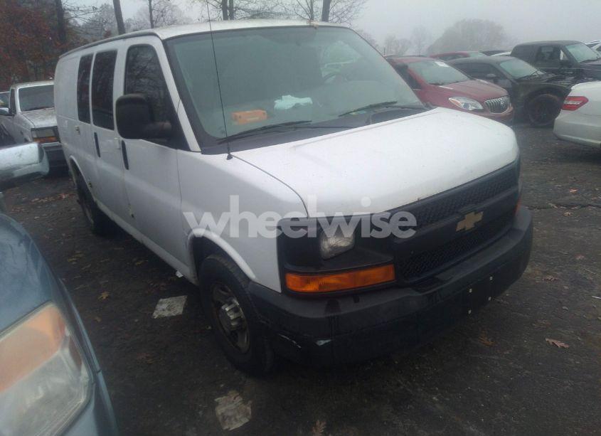 2012 Chevrolet Express 2500 WORK VAN (VIN 1GCWGFBA1C1175130) main photo