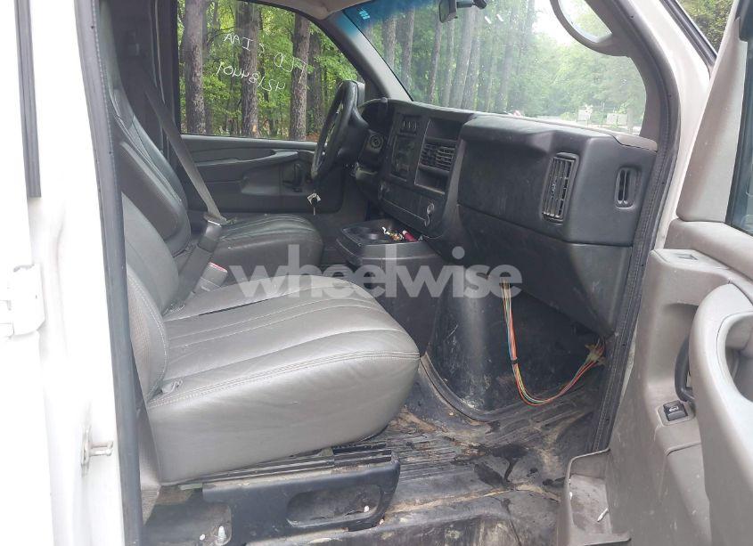 Photo 5 of 2014 Chevrolet Express 2500 WORK VAN (VIN 1GCWGFBA1E1210672)