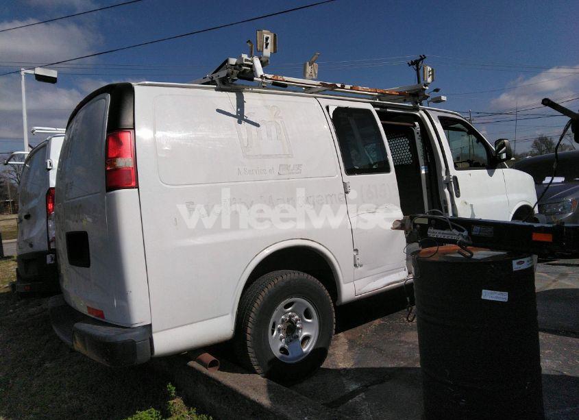 Photo 4 of 2014 Chevrolet Express 2500 WORK VAN (VIN 1GCWGFBA3E1171079)