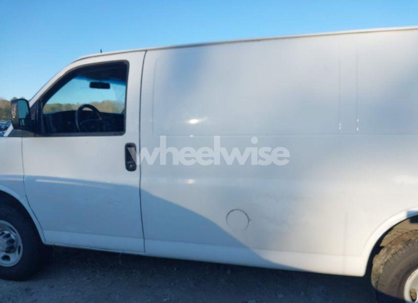 Photo 14 of 2014 Chevrolet Express 2500 WORK VAN (VIN 1GCWGFBA5E1198624)