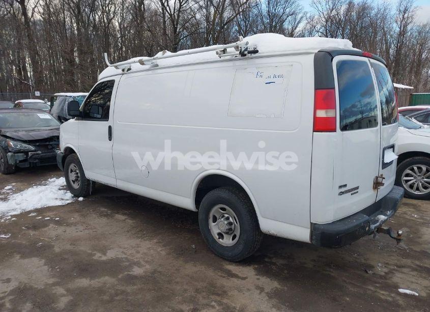 Photo 3 of 2011 Chevrolet Express 2500 WORK VAN (VIN 1GCWGFBA7B1113665)
