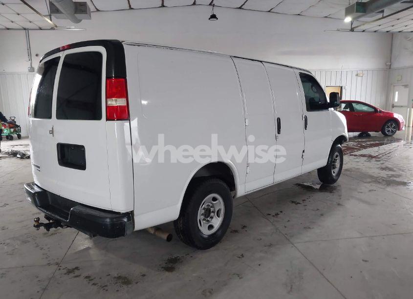 Photo 4 of 2014 Chevrolet Express 2500 WORK VAN (VIN 1GCWGFCA0E1138684)