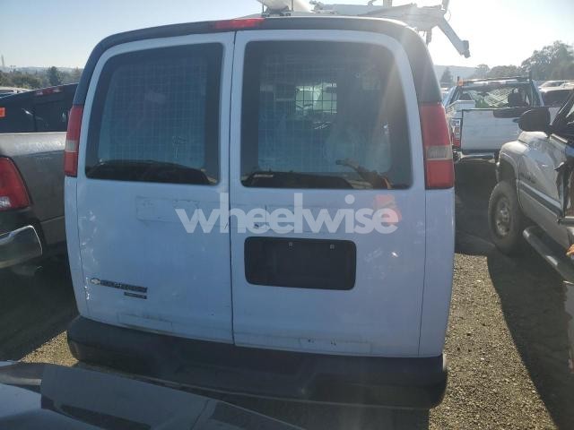 Photo 2 of 2013 CHEVROLET EXPRESS G2500 (VIN 1GCWGFCA1D1903528)