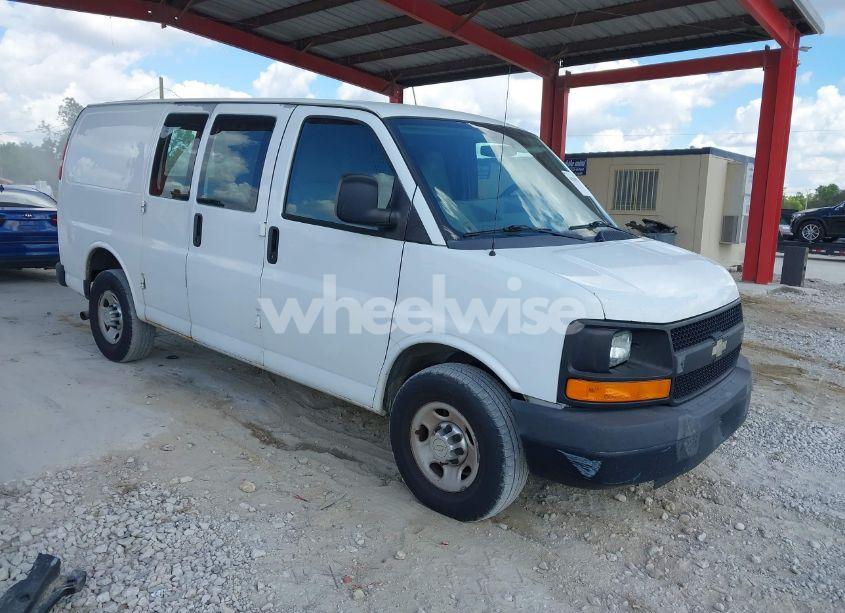 2014 Chevrolet Express 2500 WORK VAN (VIN 1GCWGFCA1E1124180) main photo