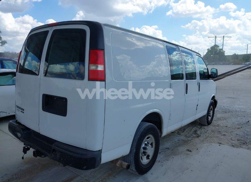 Photo 4 of 2014 Chevrolet Express 2500 WORK VAN (VIN 1GCWGFCA1E1124180)