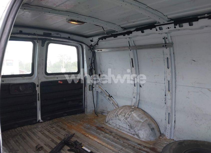 Photo 8 of 2014 Chevrolet Express 2500 WORK VAN (VIN 1GCWGFCA1E1124180)