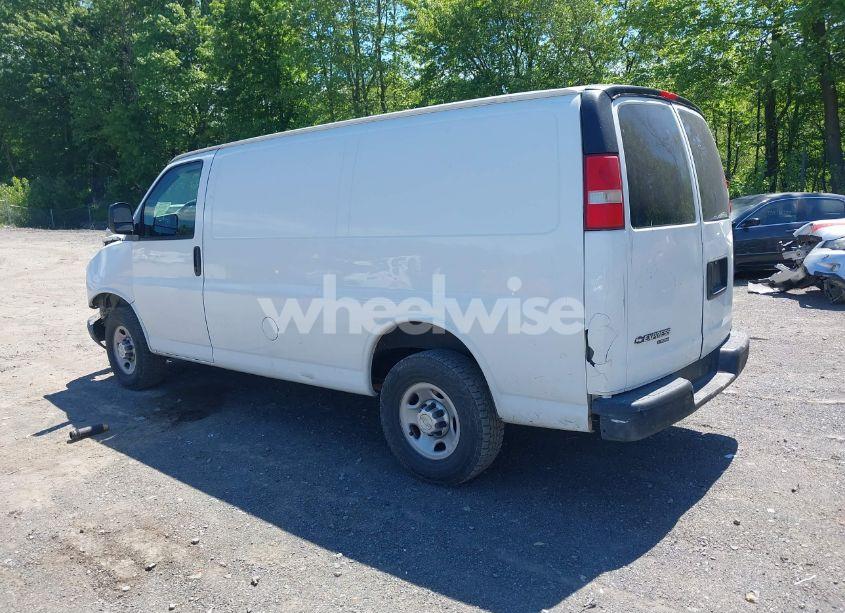 Photo 3 of 2014 Chevrolet Express 2500 WORK VAN (VIN 1GCWGFCA2E1210307)