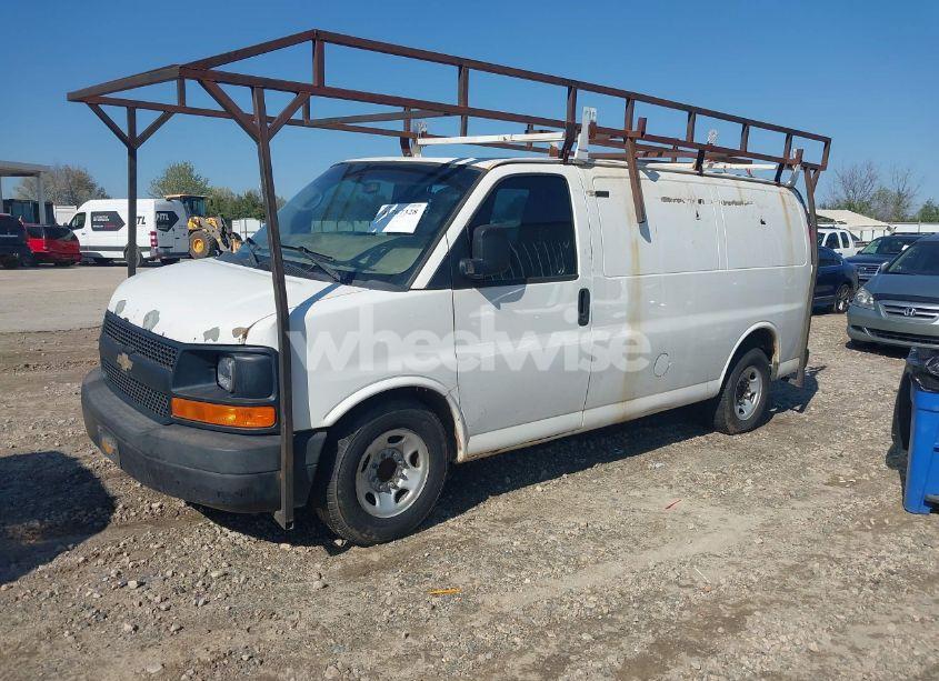 Photo 2 of 2011 Chevrolet Express 2500 WORK VAN (VIN 1GCWGFCA3B1164644)