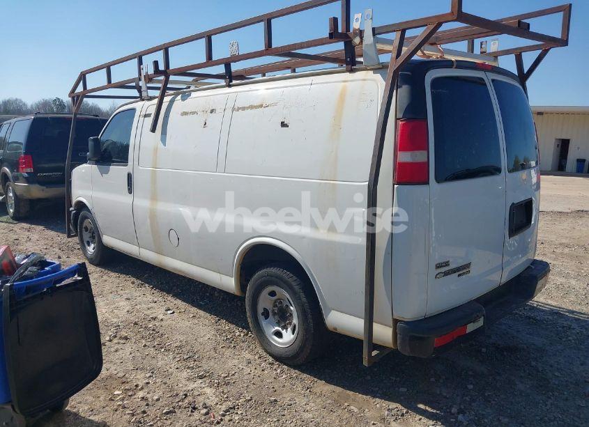 Photo 3 of 2011 Chevrolet Express 2500 WORK VAN (VIN 1GCWGFCA3B1164644)