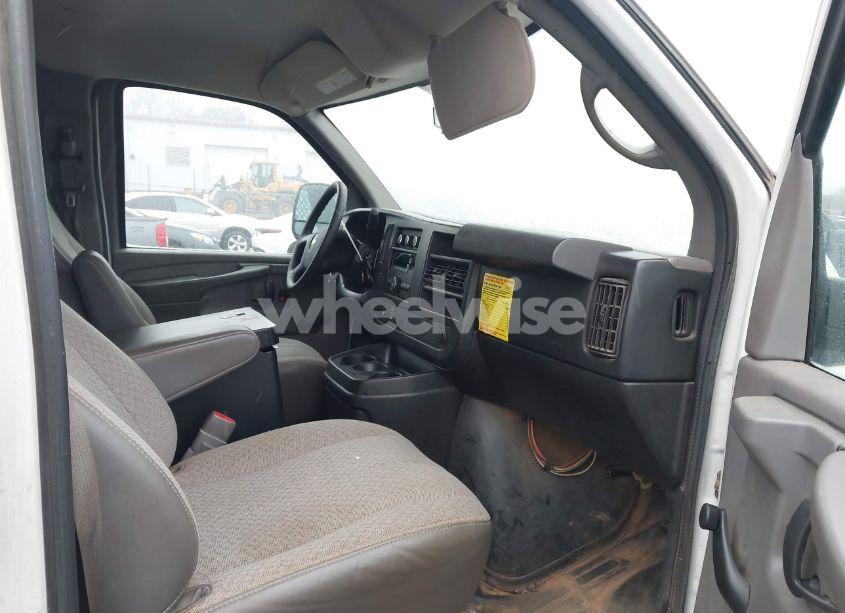 Photo 5 of 2012 Chevrolet Express 2500 WORK VAN (VIN 1GCWGFCA3C1197872)