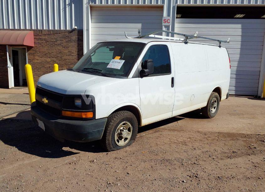 Photo 2 of 2014 Chevrolet Express 2500 WORK VAN (VIN 1GCWGFCA3E1143040)