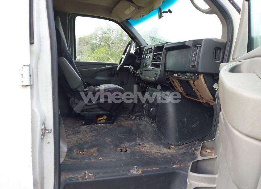 Photo 5 of 2011 Chevrolet Express 2500 WORK VAN (VIN 1GCWGFCA4B1189200)