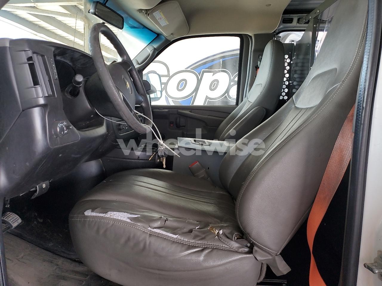 Photo 7 of 2013 CHEVROLET EXPRESS G2500 (VIN 1GCWGFCA4D1147676)