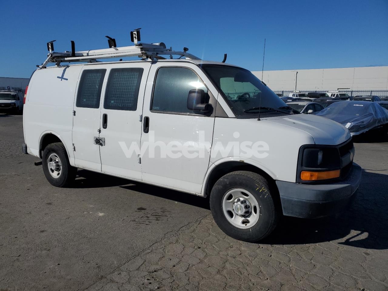 Photo 4 of 2013 CHEVROLET EXPRESS G2500 (VIN 1GCWGFCA6D1903556)