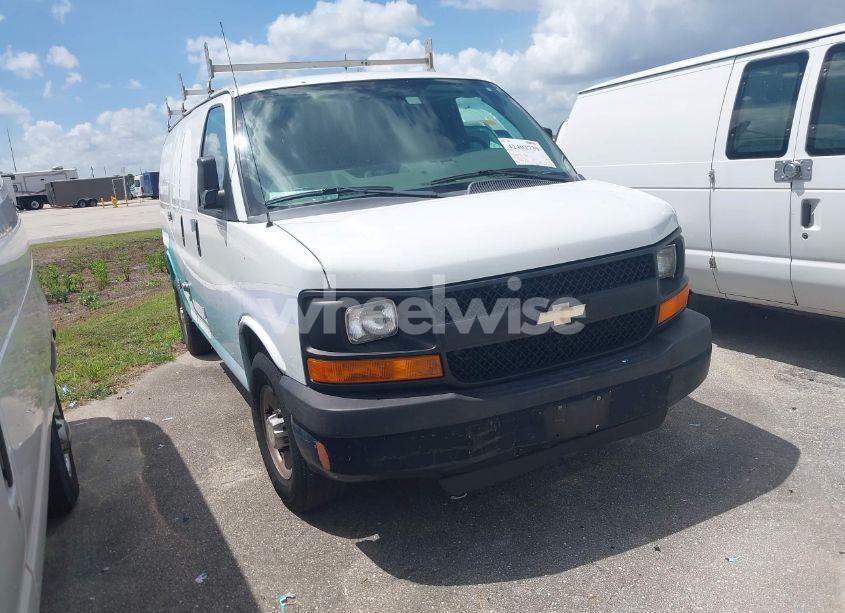 2014 Chevrolet Express 2500 WORK VAN (VIN 1GCWGFCA6E1139404) main photo