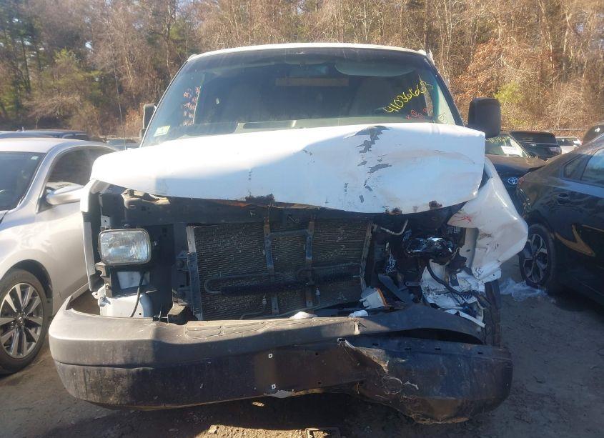 Photo 12 of 2014 Chevrolet Express 2500 WORK VAN (VIN 1GCWGFCAXE1199573)