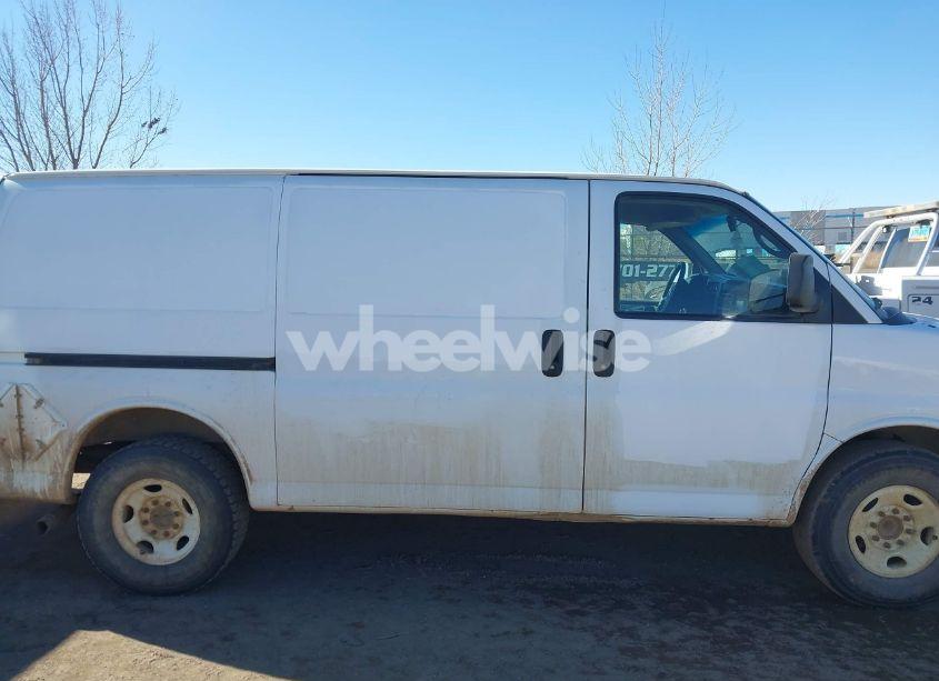Photo 13 of 2014 Chevrolet Express 2500 WORK VAN (VIN 1GCWGFCAXE1205405)