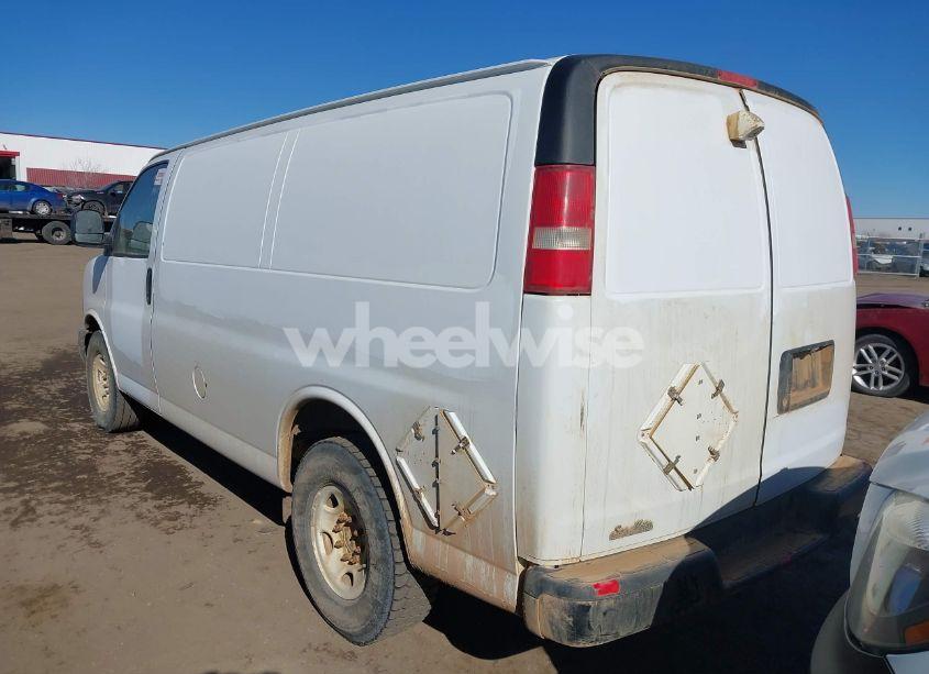 Photo 3 of 2014 Chevrolet Express 2500 WORK VAN (VIN 1GCWGFCAXE1205405)