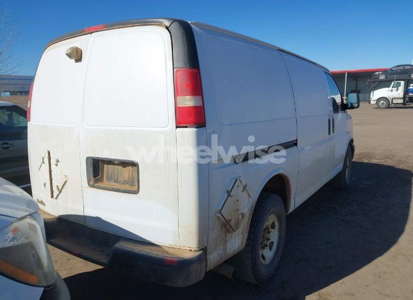 Photo 4 of 2014 Chevrolet Express 2500 WORK VAN (VIN 1GCWGFCAXE1205405)