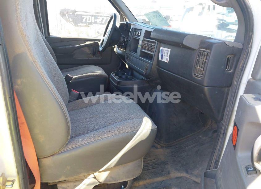 Photo 5 of 2014 Chevrolet Express 2500 WORK VAN (VIN 1GCWGFCAXE1205405)