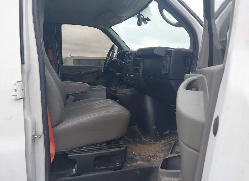 Photo 5 of 2013 Chevrolet Express 2500 WORK VAN (VIN 1GCWGFCB1D1902436)