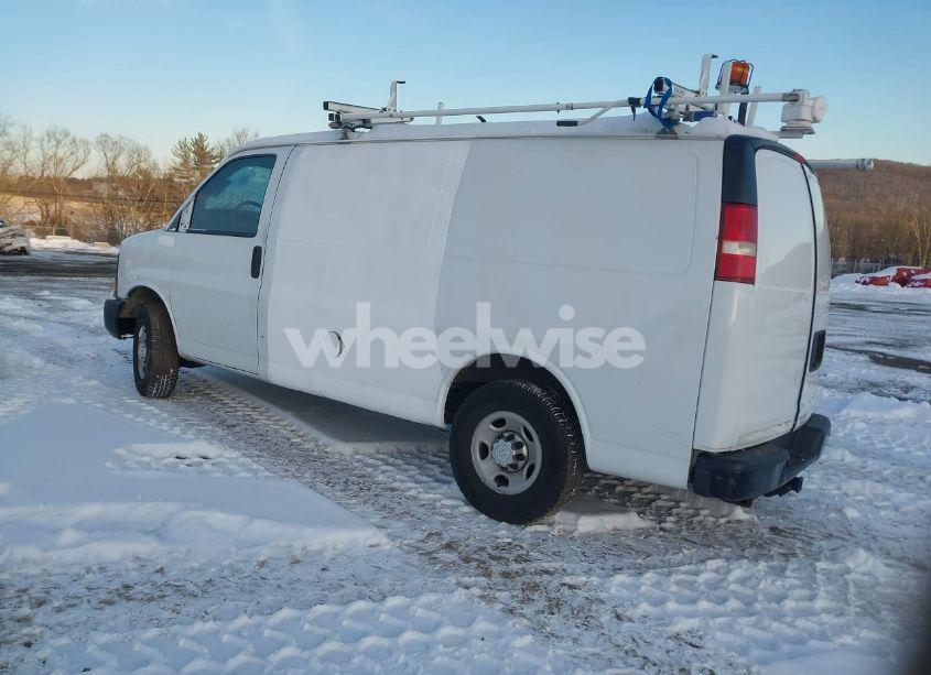 Photo 3 of 2015 Chevrolet Express 2500 WORK VAN (VIN 1GCWGFCF0F1154302)