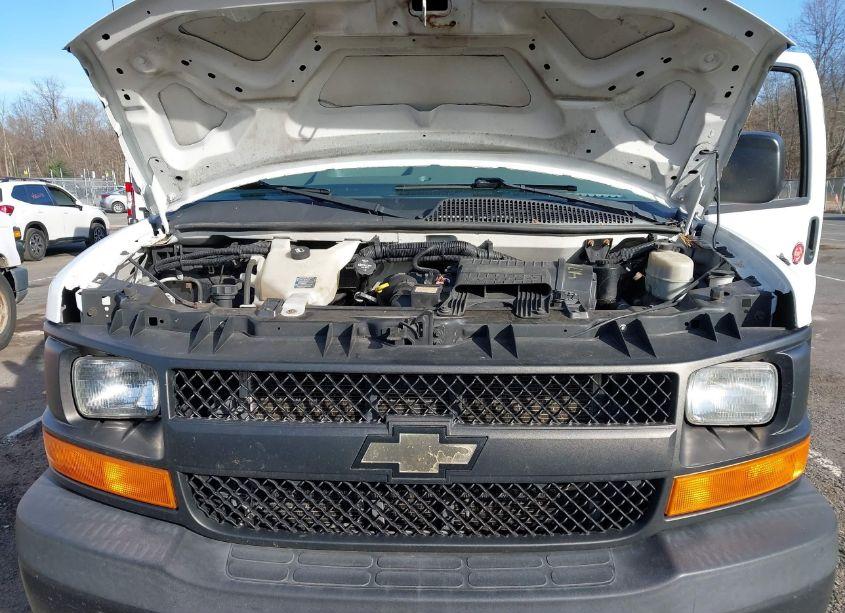 Photo 10 of 2015 Chevrolet Express 2500 WORK VAN (VIN 1GCWGFCF1F1152719)