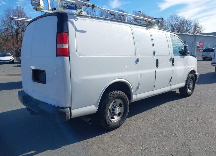 Photo 4 of 2015 Chevrolet Express 2500 WORK VAN (VIN 1GCWGFCF1F1152719)