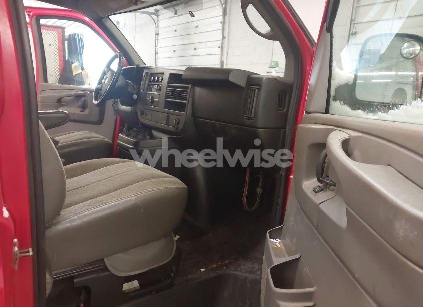 Photo 5 of 2015 Chevrolet Express 2500 WORK VAN (VIN 1GCWGFCF2F1138036)