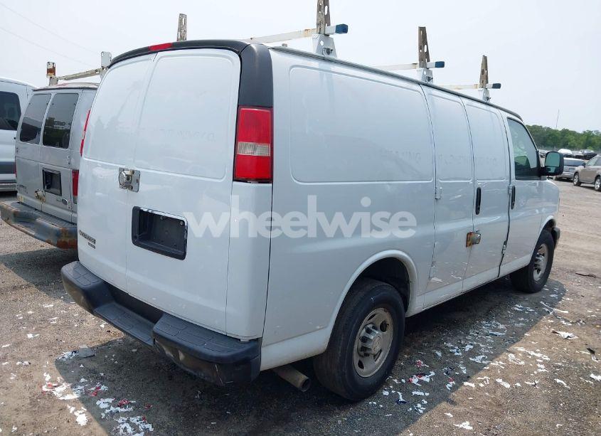 Photo 4 of 2015 Chevrolet Express 2500 WORK VAN (VIN 1GCWGFCF5F1242410)