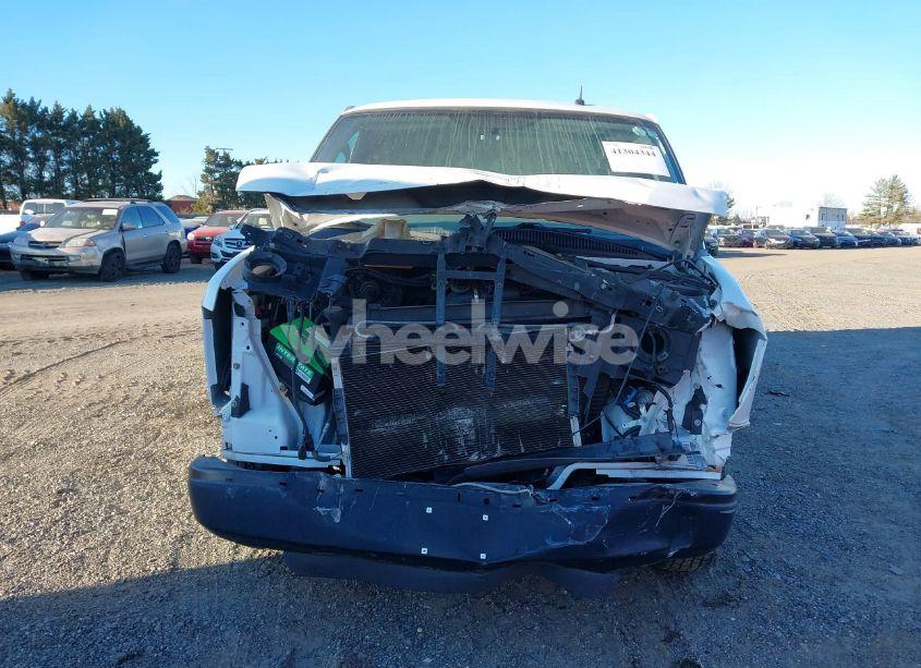 Photo 11 of 2015 Chevrolet Express 2500 WORK VAN (VIN 1GCWGFCF6F1159696)